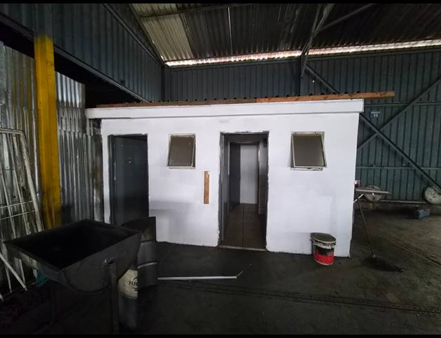 1,108M² WAREHOUSE TO LET IN WADEVILLE